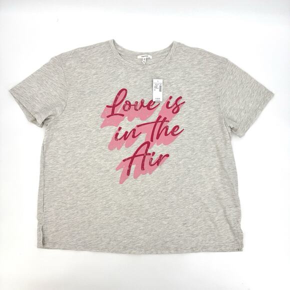 Maurices Shirt Womens 0X Short Sleeve Gray “Love Is In The Air” Graphic-T New! - Picture 1 of 8